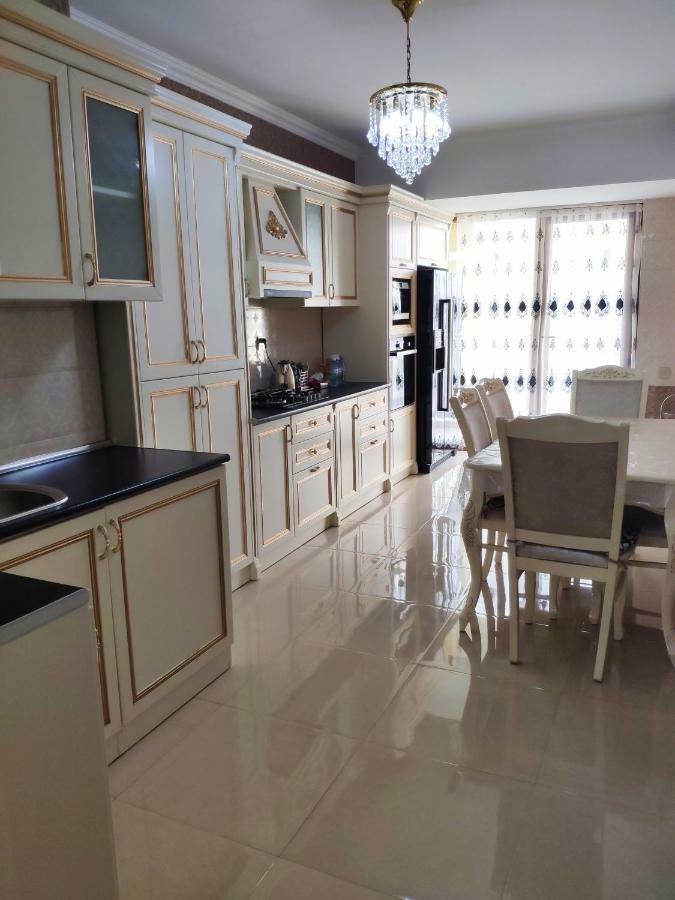 Apartments In Park Azure Residence Баку Экстерьер фото