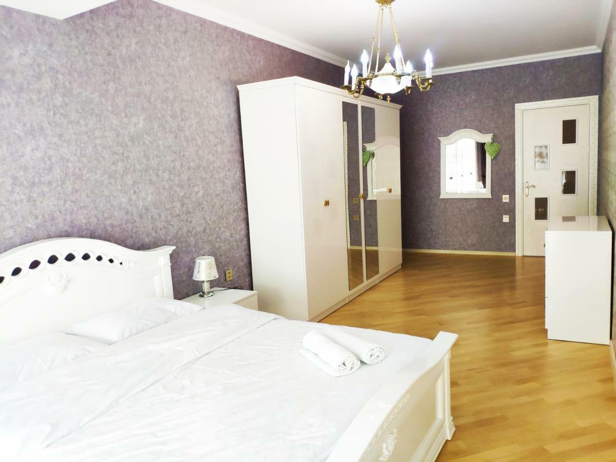 Apartments In Park Azure Residence Баку Экстерьер фото